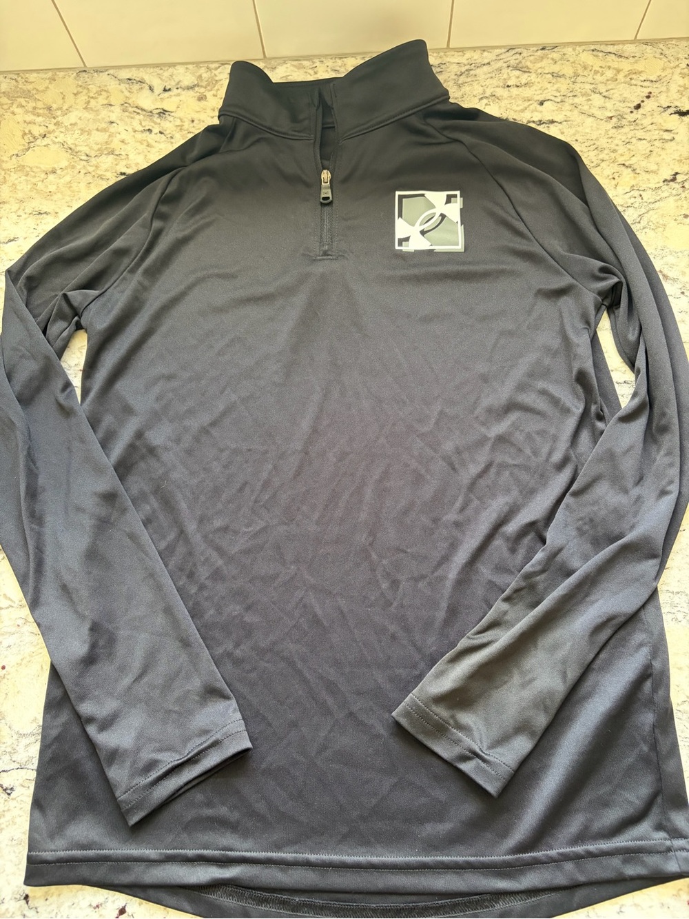 NWOT Under Armour 1/4 Zip - YM